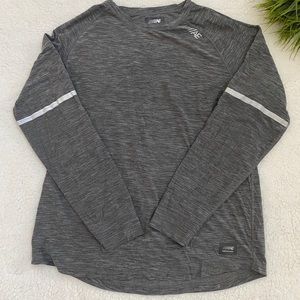 SOLD AEO Men’s Flex Long Sleeve Crew Shirt